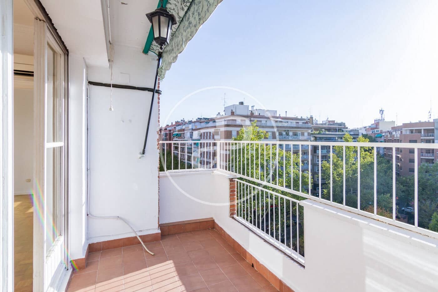 3 sovrum Lägenhet att hyra i Madrid stad - 1 780 € (Ref: 9403408)