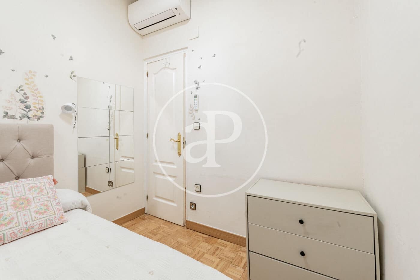 3 soveværelse Lejlighed til salg i Madrid by - € 455.000 (Ref: 9406875)
