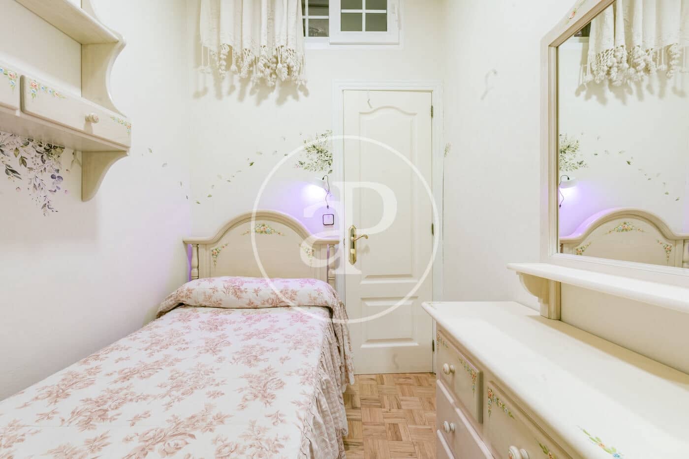 3 soveværelse Lejlighed til salg i Madrid by - € 455.000 (Ref: 9406875)