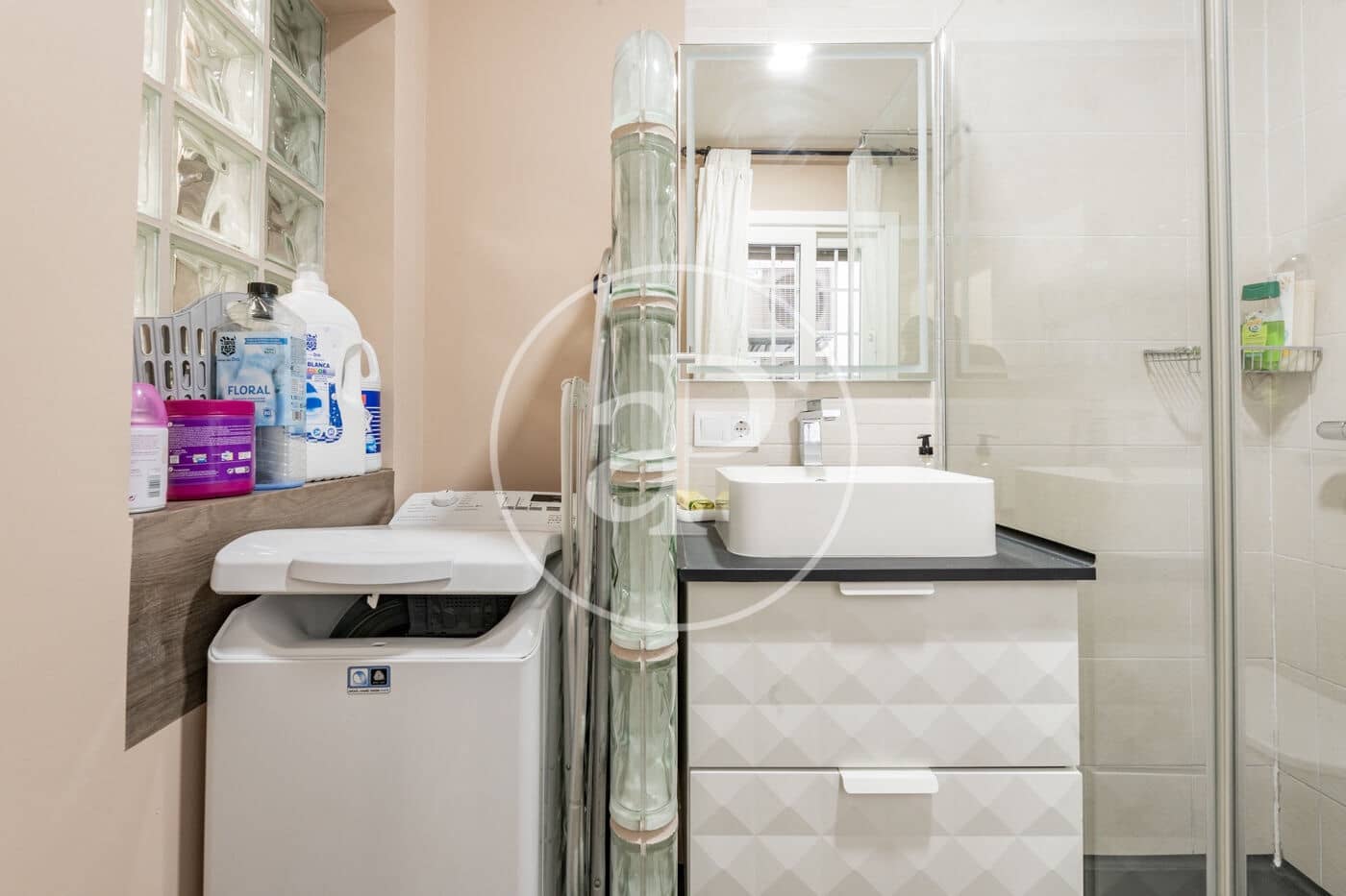 3 soveværelse Lejlighed til salg i Madrid by - € 455.000 (Ref: 9406875)