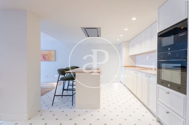Apartamento de 3 habitaciones en Castellana, Madrid ciudad en venta - 2.950.000 € (Ref: 9406876)