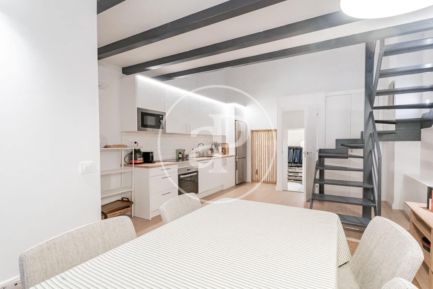 2 sypialnia Apartament do wynajęcia w Miasto Madryt - 1 750 € (Ref: 9406877)