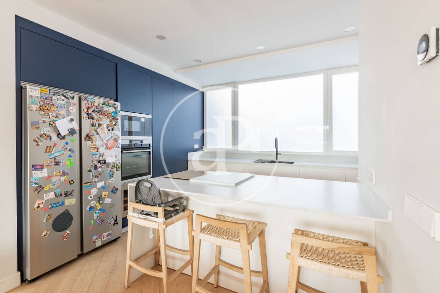 3 soverom Penthouse til leie i Madrid by - € 3 600 (Ref: 9406879)