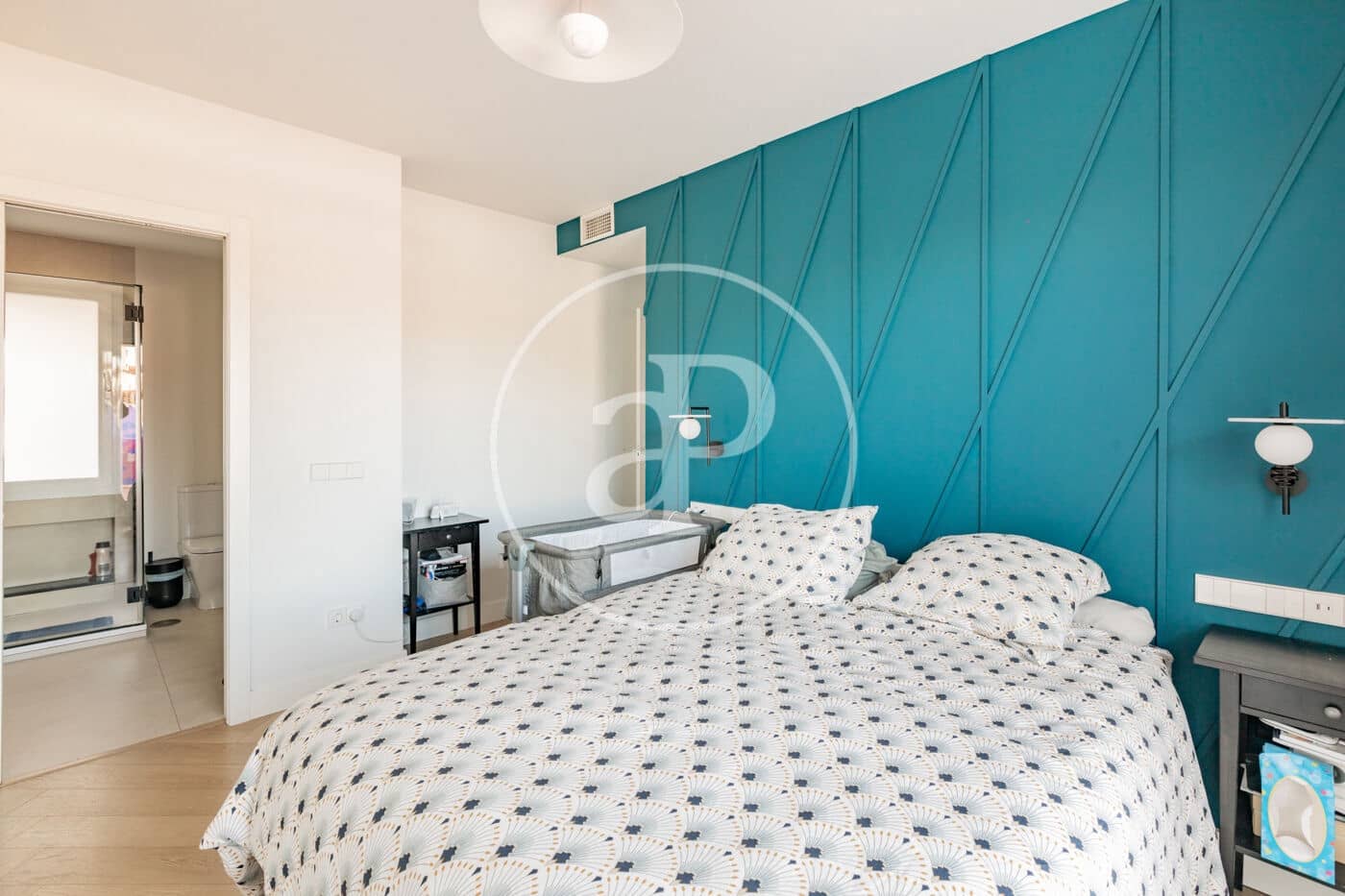 3 soverom Penthouse til leie i Madrid by - € 3 600 (Ref: 9406879)