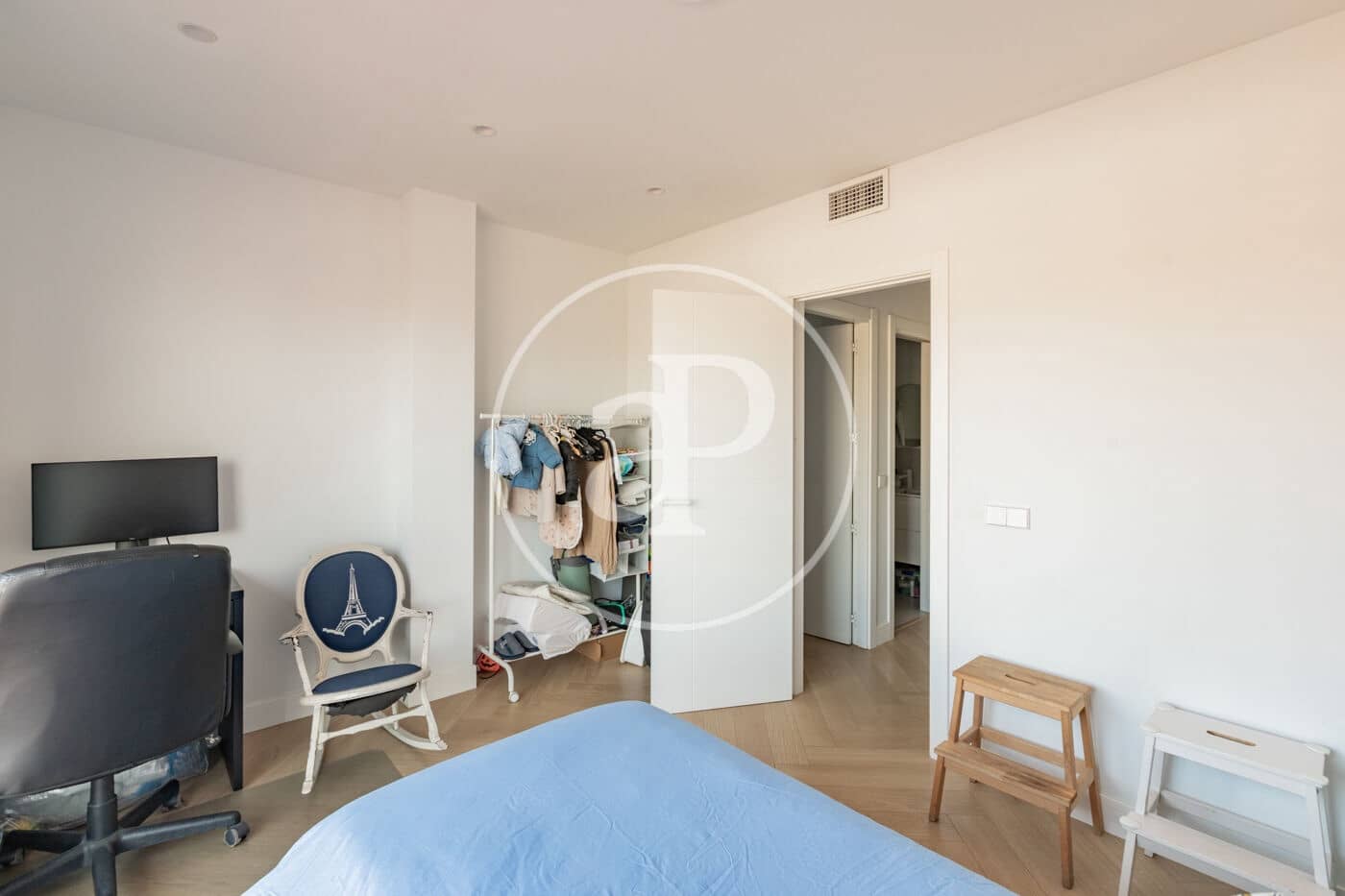 3 soverom Penthouse til leie i Madrid by - € 3 600 (Ref: 9406879)