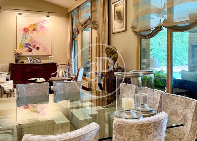 7 soveværelse Villa til salg i Pozuelo de Alarcón med swimmingpool - € 3.995.000 (Ref: 9406880)