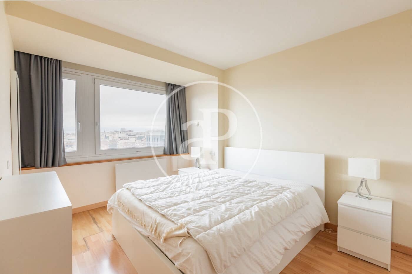 1 soverom Leilighet til leie i Madrid by - € 1 900 (Ref: 9406881)