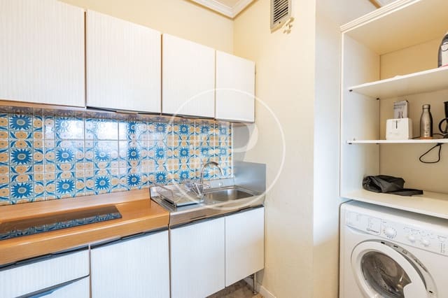 1 soverom Leilighet til leie i Justicia, Madrid by - € 1 900 (Ref: 9406881)