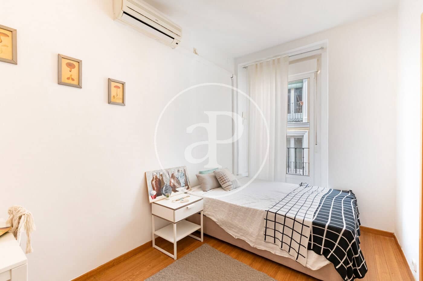 2 soveværelse Lejlighed til salg i Madrid by - € 630.000 (Ref: 9406882)