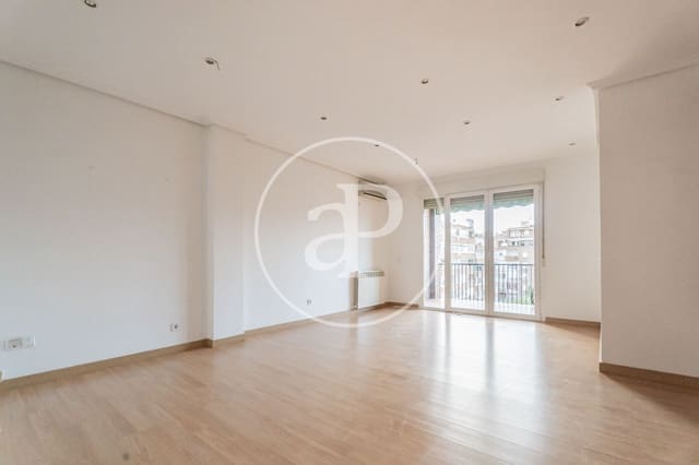 4 bedroom Apartment for sale in Imperial, Madrid city with pool - € 985,000 (Ref: 9410972)