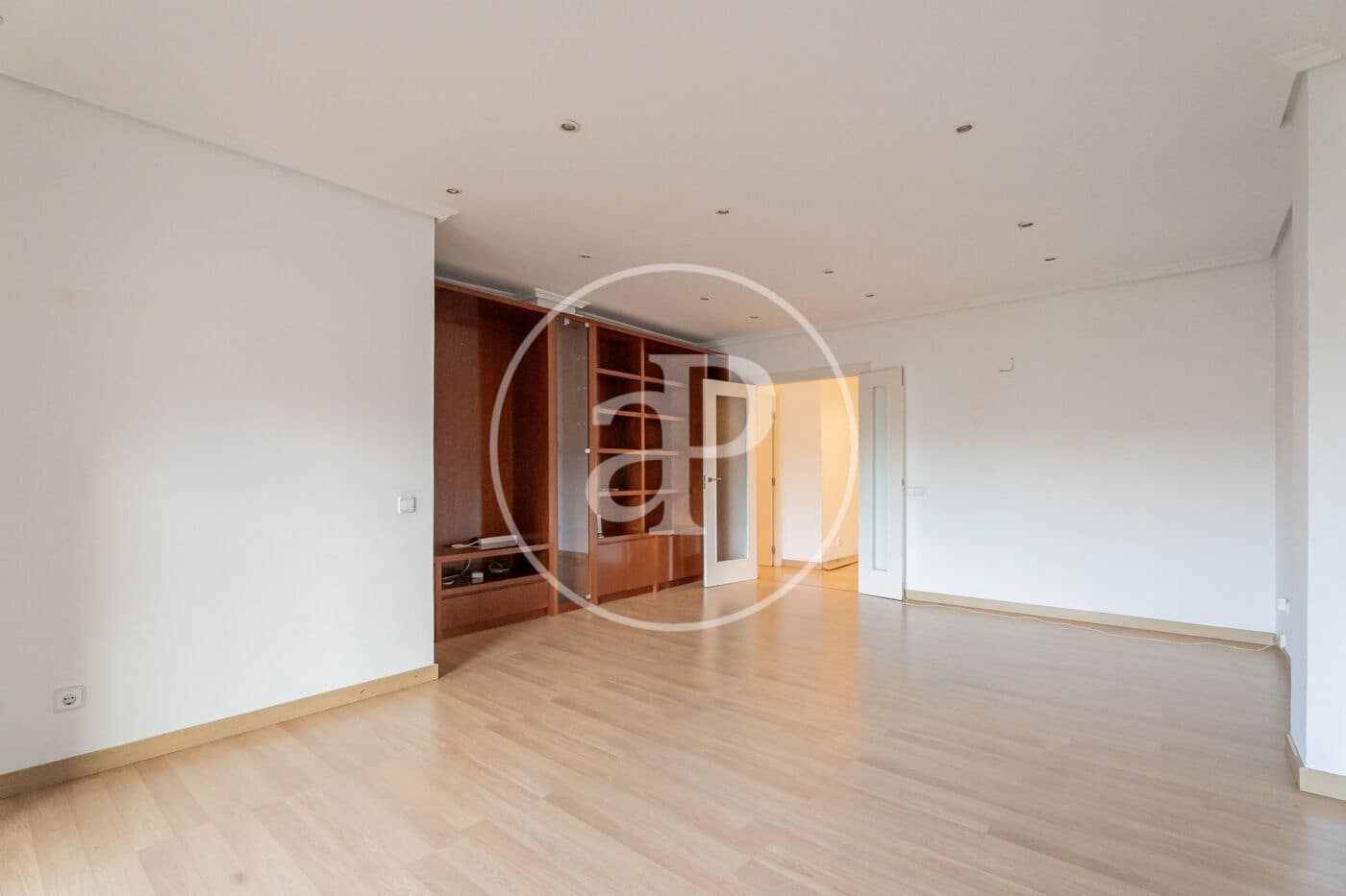 4 bedroom Apartment for sale in Madrid city with pool - € 985,000 (Ref: 9410972)