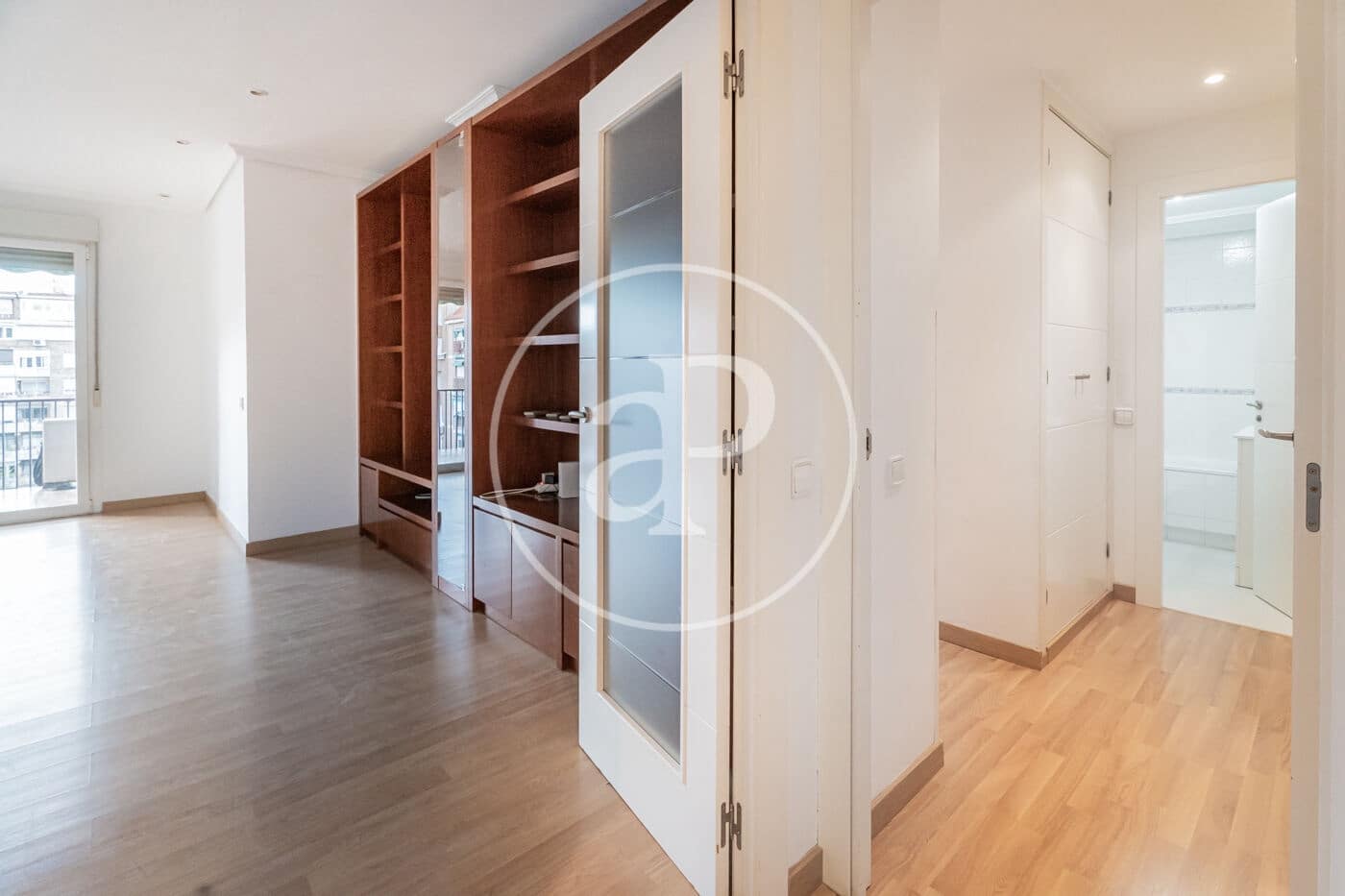4 bedroom Apartment for sale in Madrid city with pool - € 985,000 (Ref: 9410972)