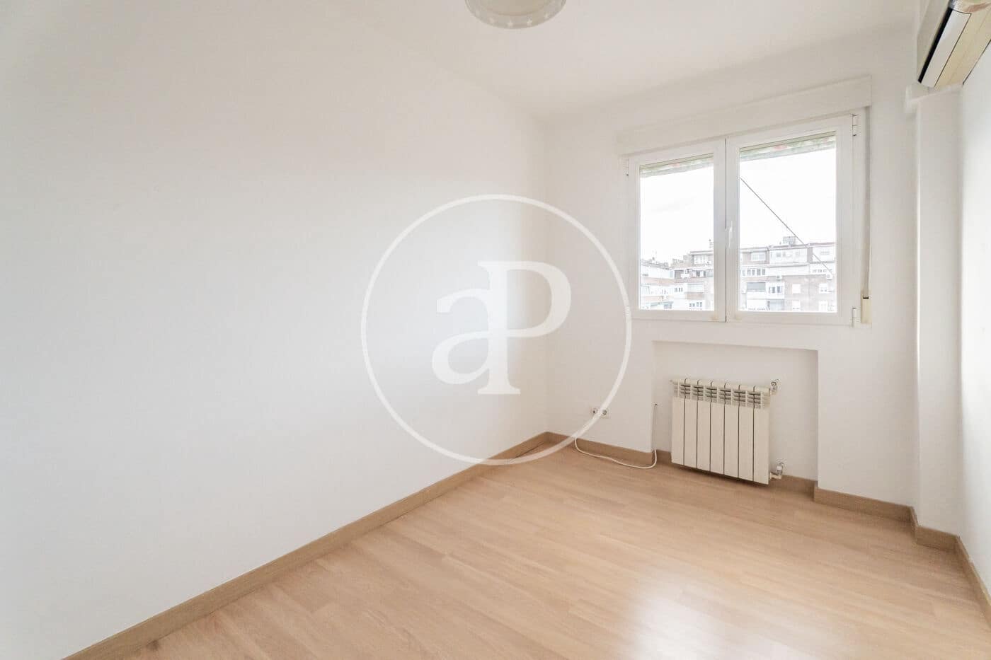 4 bedroom Apartment for sale in Madrid city with pool - € 985,000 (Ref: 9410972)