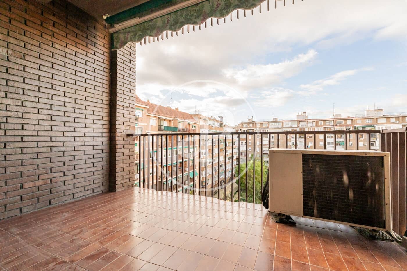 4 bedroom Apartment for sale in Madrid city with pool - € 985,000 (Ref: 9410972)