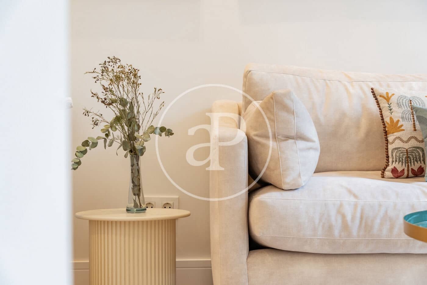 2 quarto Apartamento para arrendar em Madrid cidade - 2 900 € (Ref: 9410973)