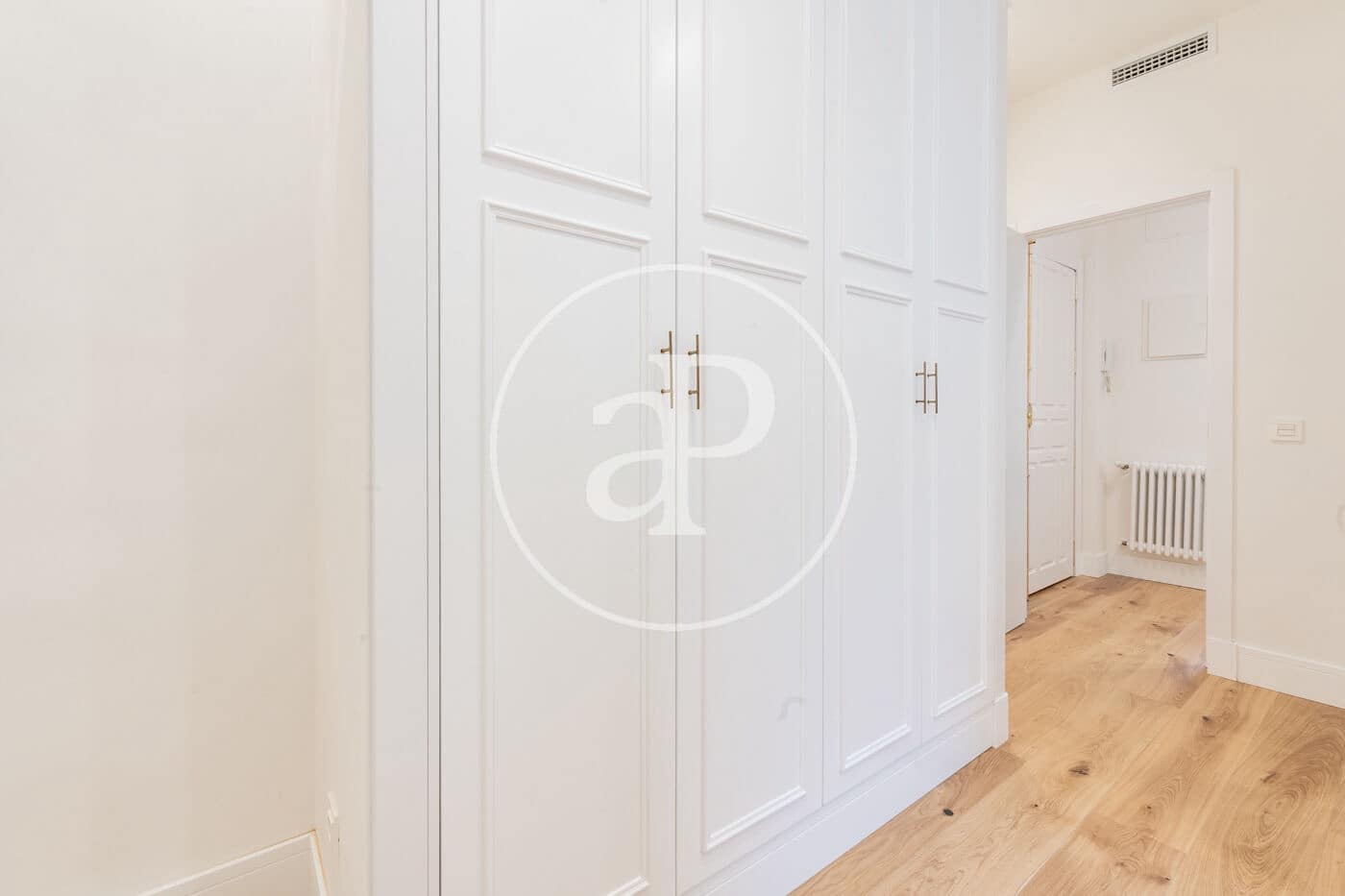 2 quarto Apartamento para arrendar em Madrid cidade - 2 900 € (Ref: 9410973)