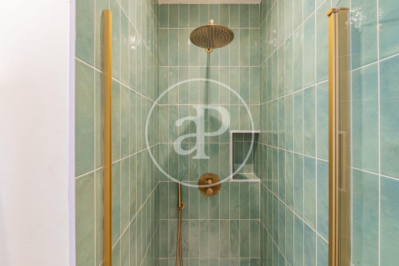 2 quarto Apartamento para arrendar em Madrid cidade - 2 900 € (Ref: 9410973)