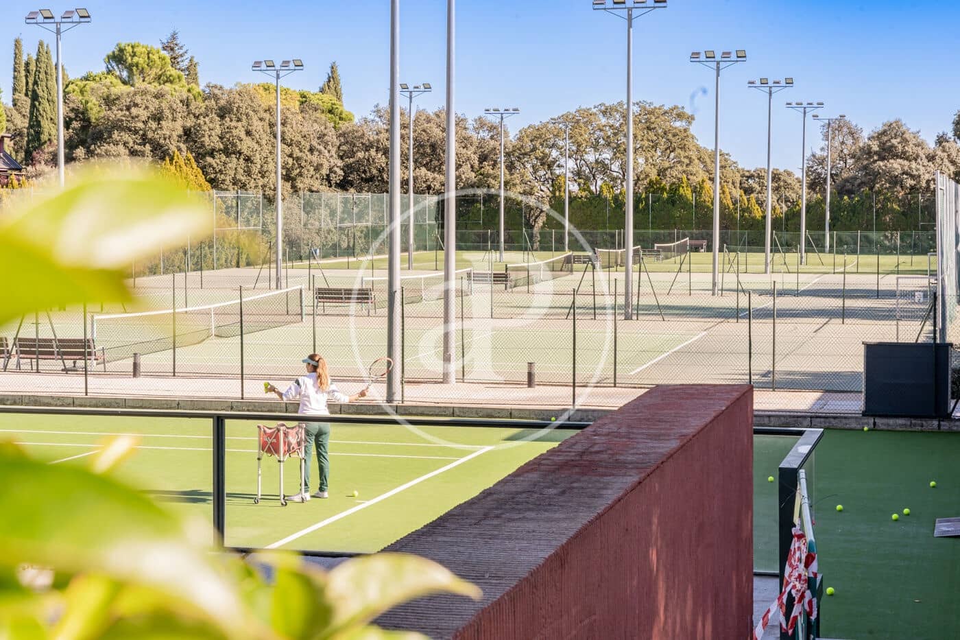 6 bedroom Villa for sale in La Moraleja with pool - € 7,600,000 (Ref: 9410978)