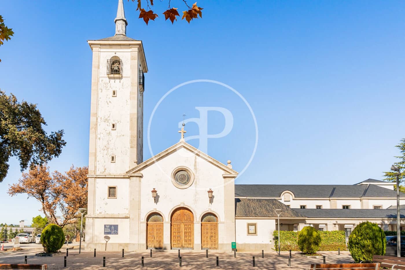 5 sypialnia Willa na sprzedaż w La Moraleja z basenem - 4 700 000 € (Ref: 9410979)