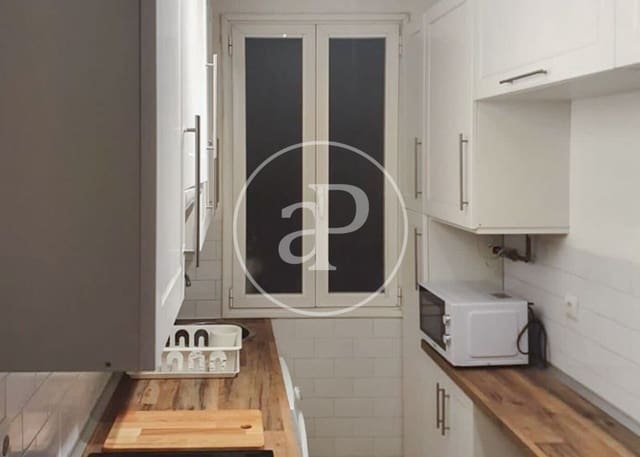 1 quarto Apartamento para arrendar em Castellana, Madrid cidade - 1 650 € (Ref: 9414109)