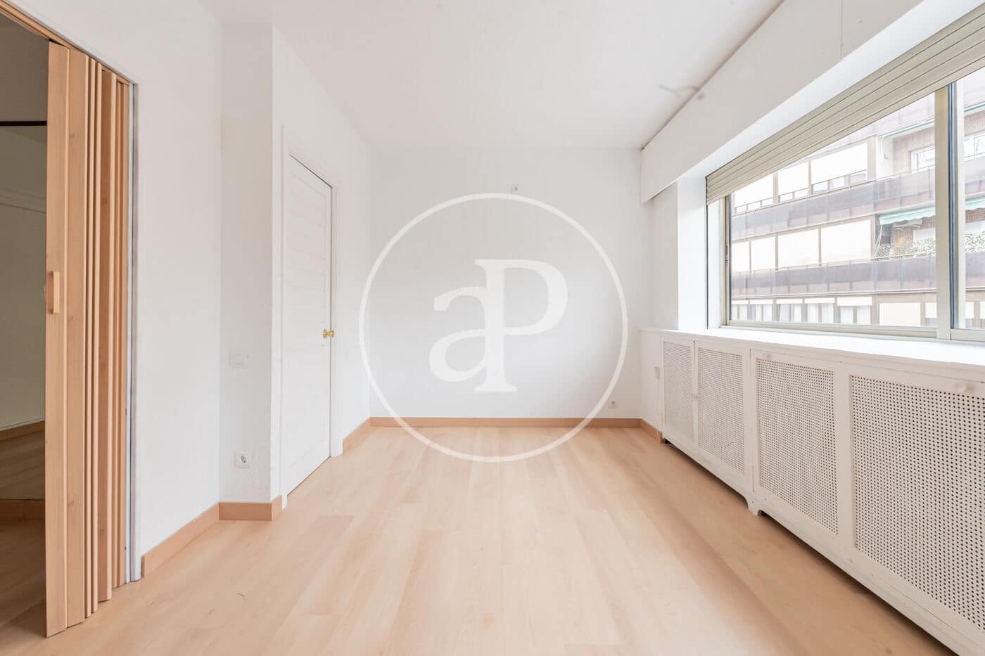 1 soveværelse Lejlighed til leje i Madrid by med swimmingpool - € 1.400 (Ref: 9414110)