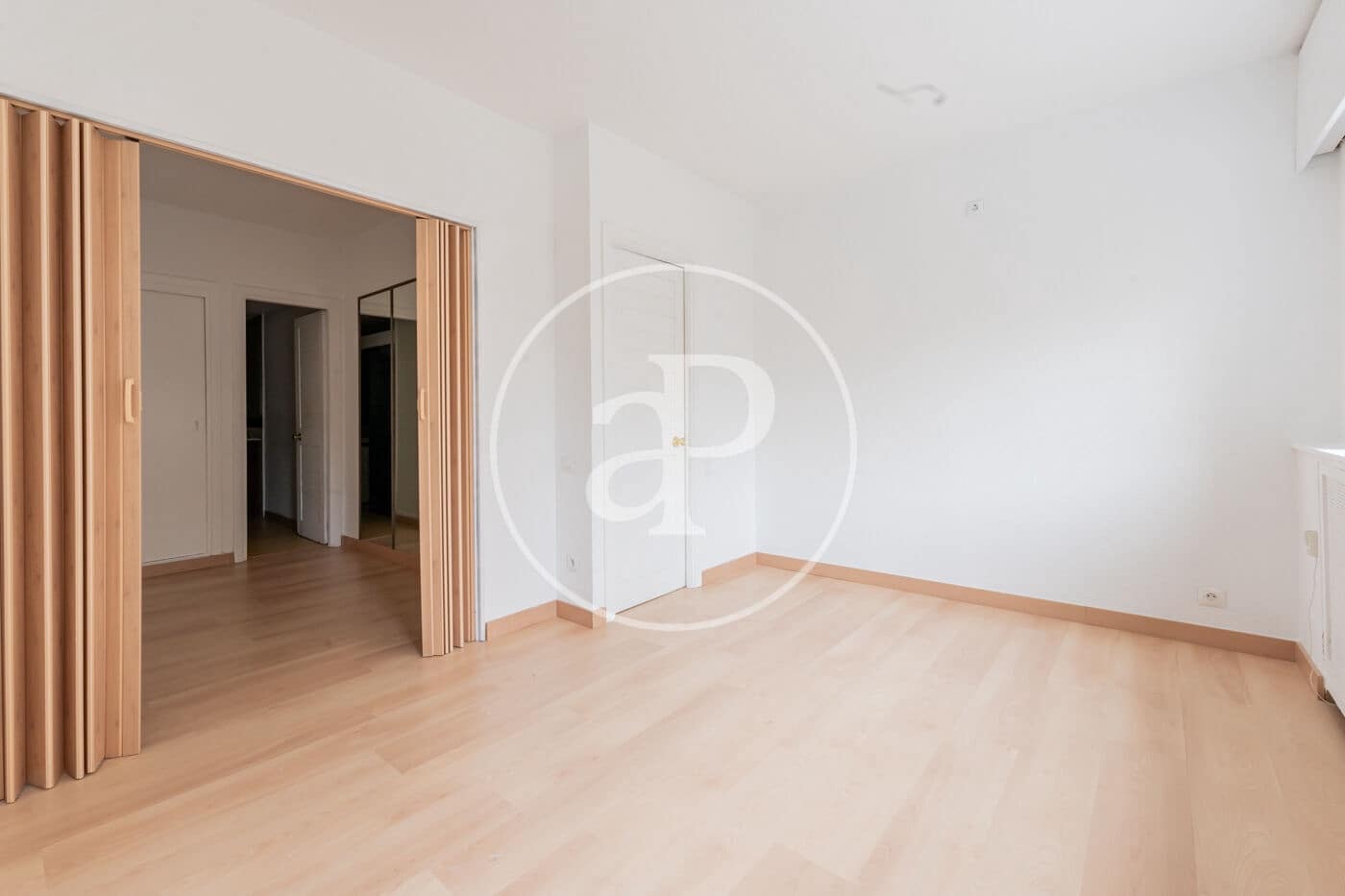 1 soveværelse Lejlighed til leje i Madrid by med swimmingpool - € 1.400 (Ref: 9414110)