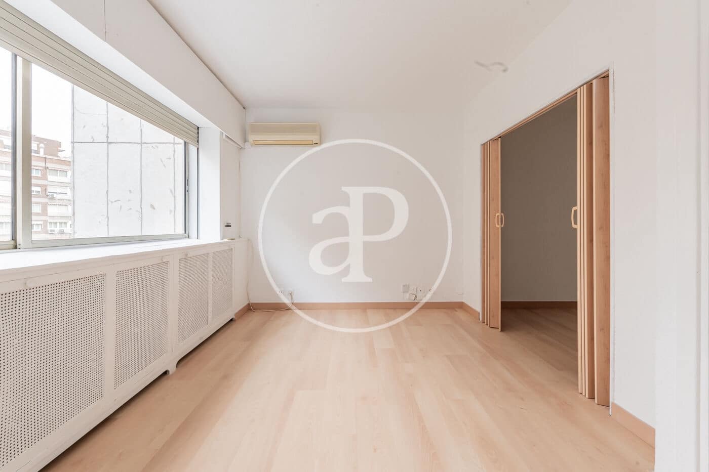 1 soveværelse Lejlighed til leje i Madrid by med swimmingpool - € 1.400 (Ref: 9414110)