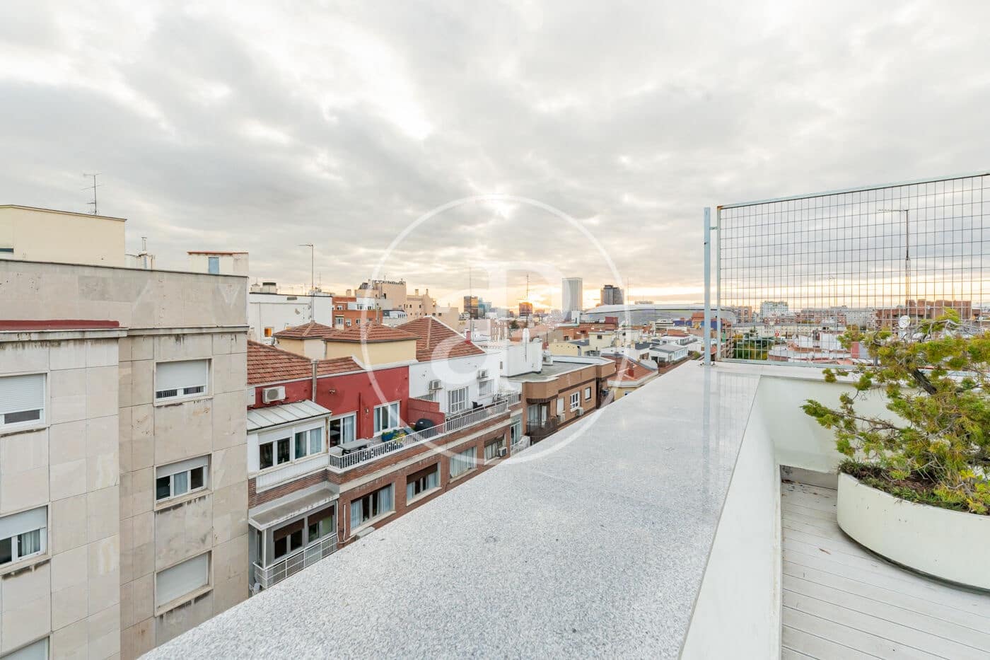 1 soveværelse Lejlighed til leje i Madrid by med swimmingpool - € 1.400 (Ref: 9414110)