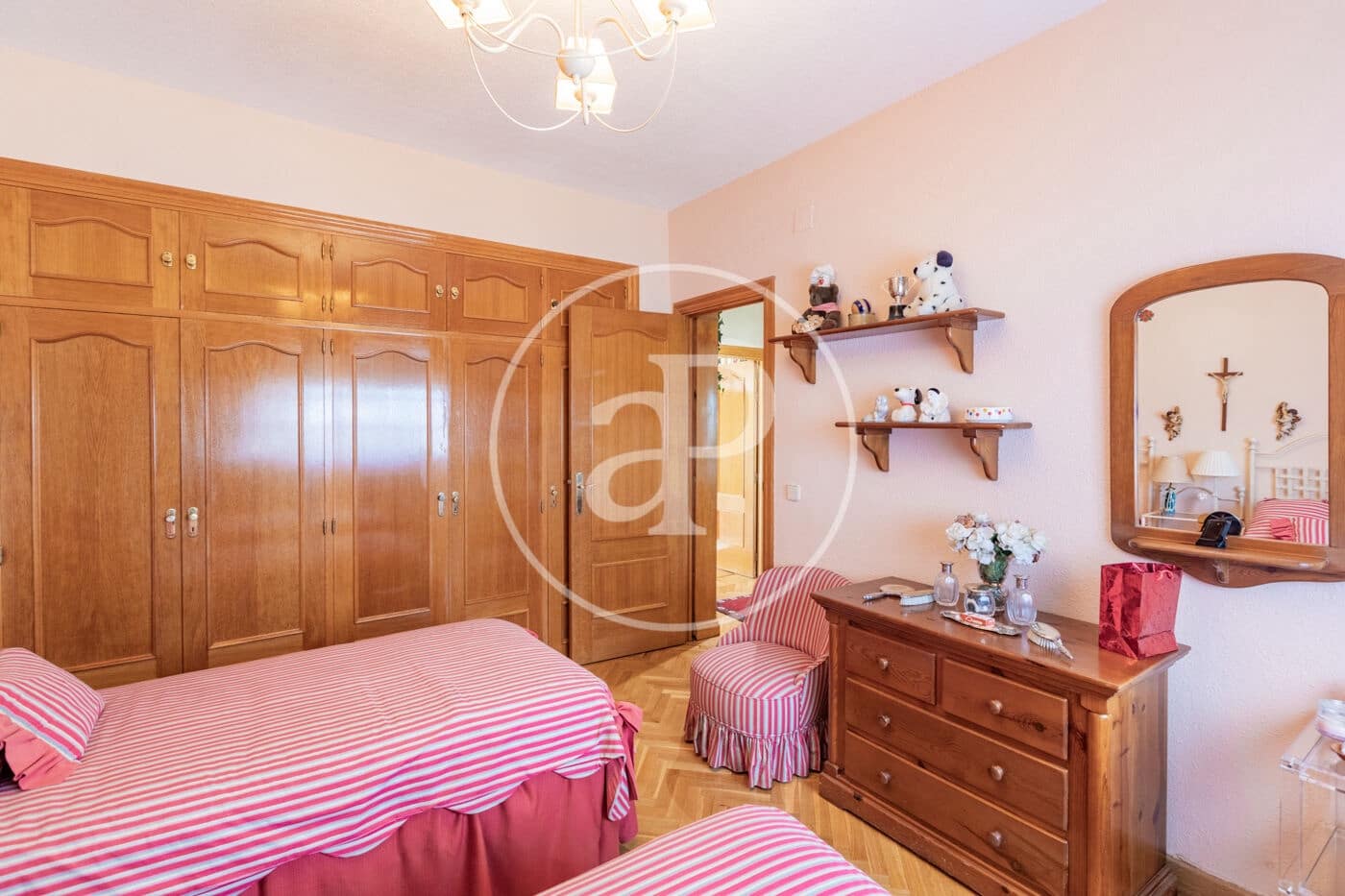 4 sypialnia Willa na sprzedaż w Las Rozas de Madrid z basenem - 1 500 000 € (Ref: 9414112)