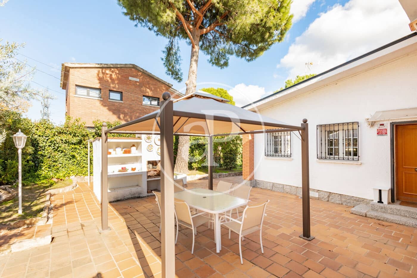 4 sypialnia Willa na sprzedaż w Las Rozas de Madrid z basenem - 1 500 000 € (Ref: 9414112)
