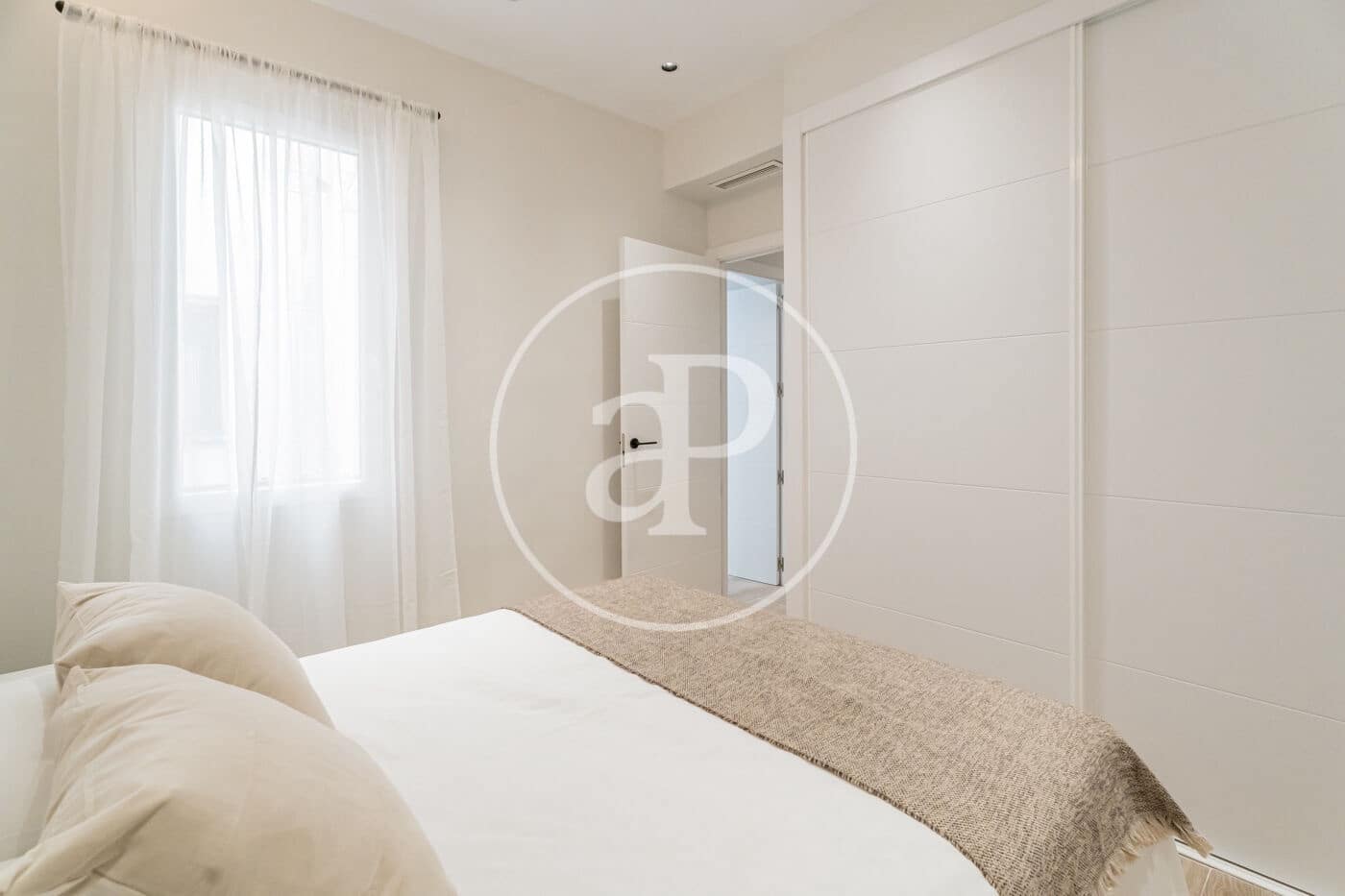 1 bedroom Apartment for rent in Madrid city - € 1,650 (Ref: 9415934)