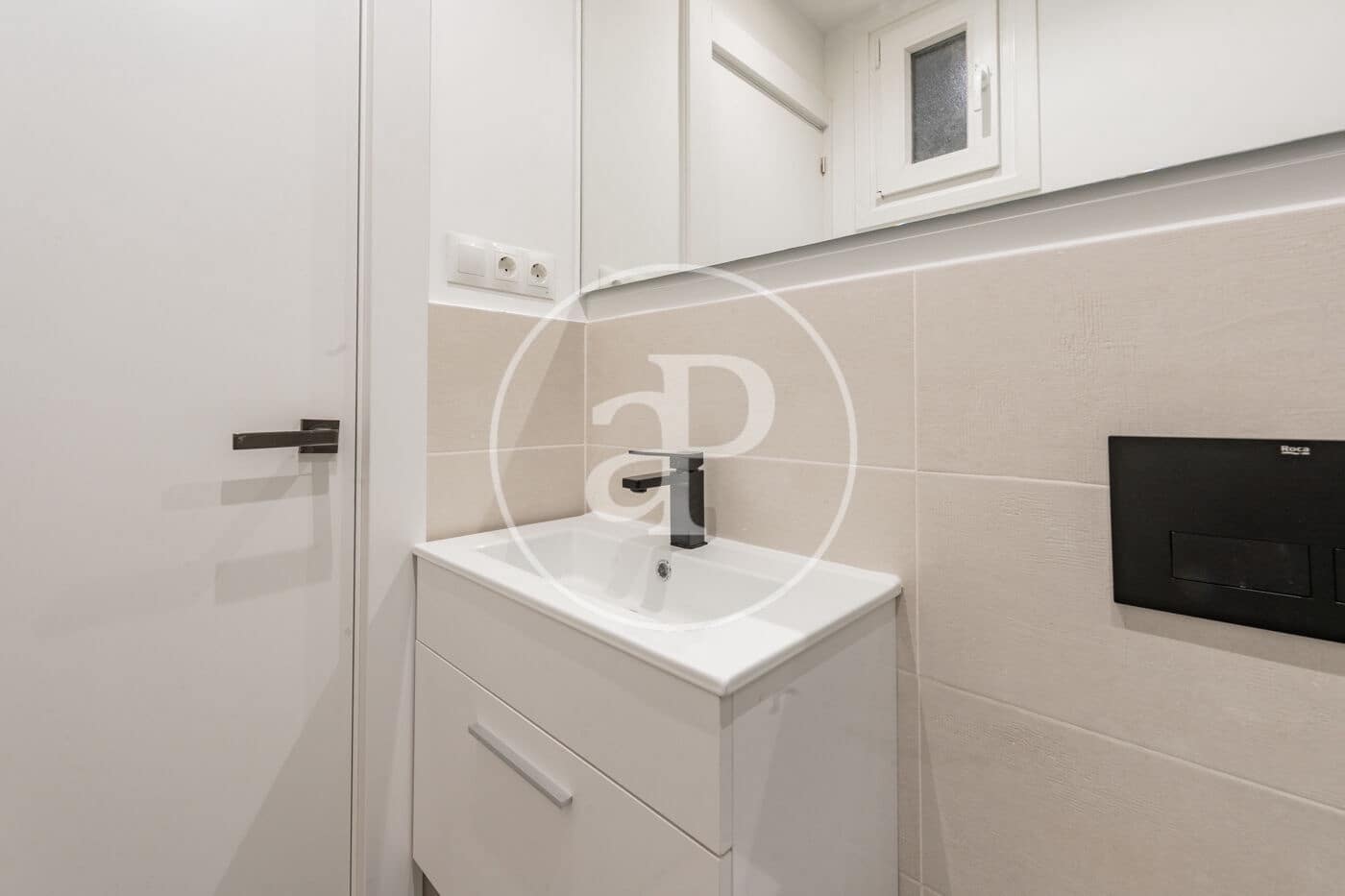 3 slaapkamer Appartement te huur in Madrid stad - € 3.900 (Ref: 9415935)