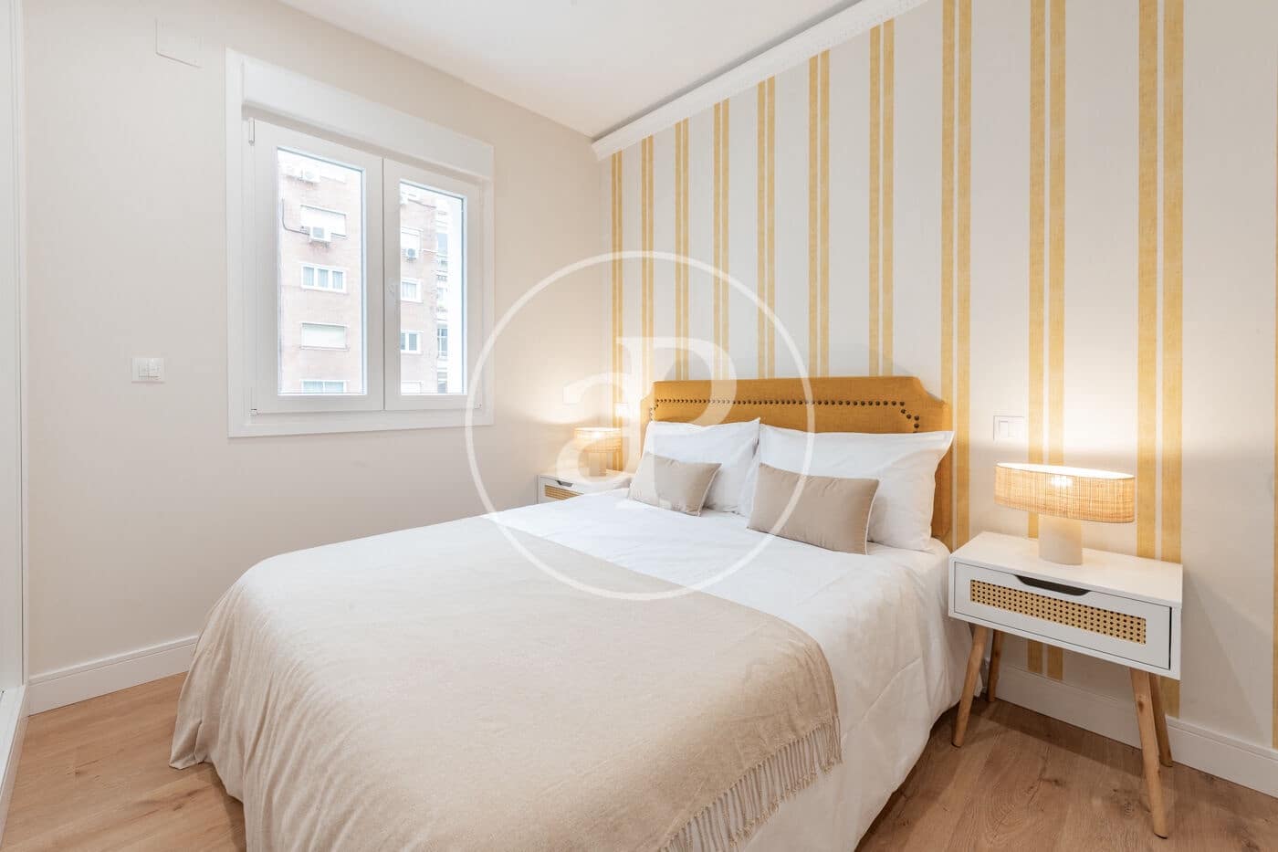 3 slaapkamer Appartement te huur in Madrid stad - € 3.900 (Ref: 9415935)