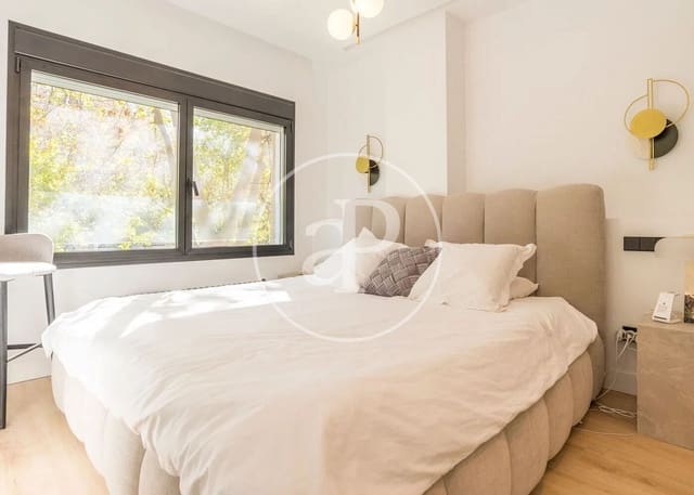 3 soveværelse Lejlighed til salg i Cuatro Caminos, Madrid by - € 1.499.900 (Ref: 9415939)