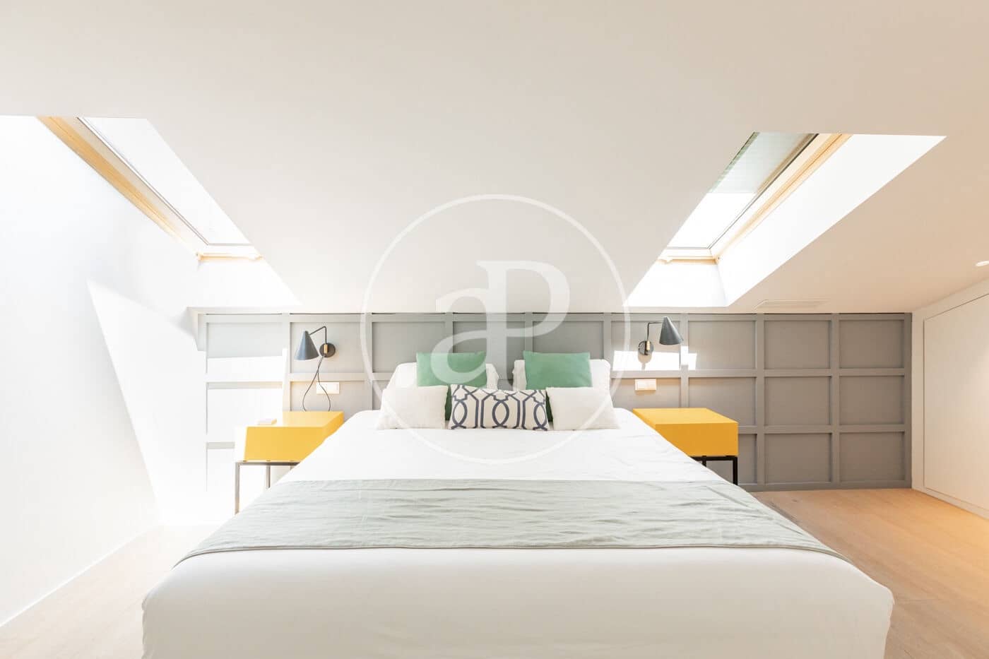 2 bedroom Apartment for sale in Madrid city - € 1,149,000 (Ref: 9415943)