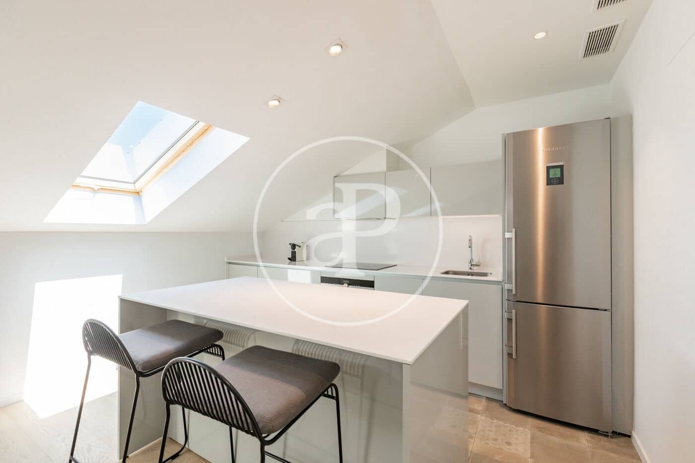 2 bedroom Apartment for sale in Madrid city - € 1,149,000 (Ref: 9415943)