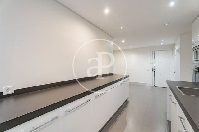 5 soveværelse Lejlighed til salg i Almagro, Madrid by - € 2.600.000 (Ref: 9415944)