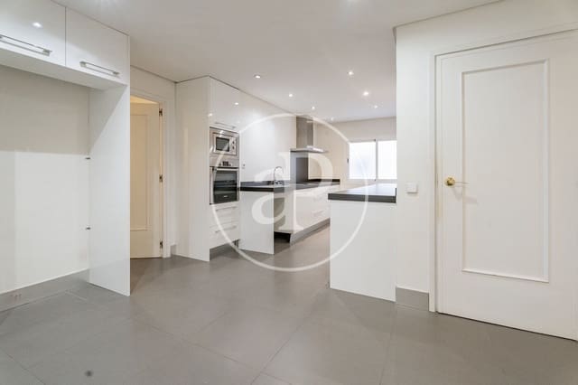 5 soveværelse Lejlighed til salg i Almagro, Madrid by - € 2.600.000 (Ref: 9415944)