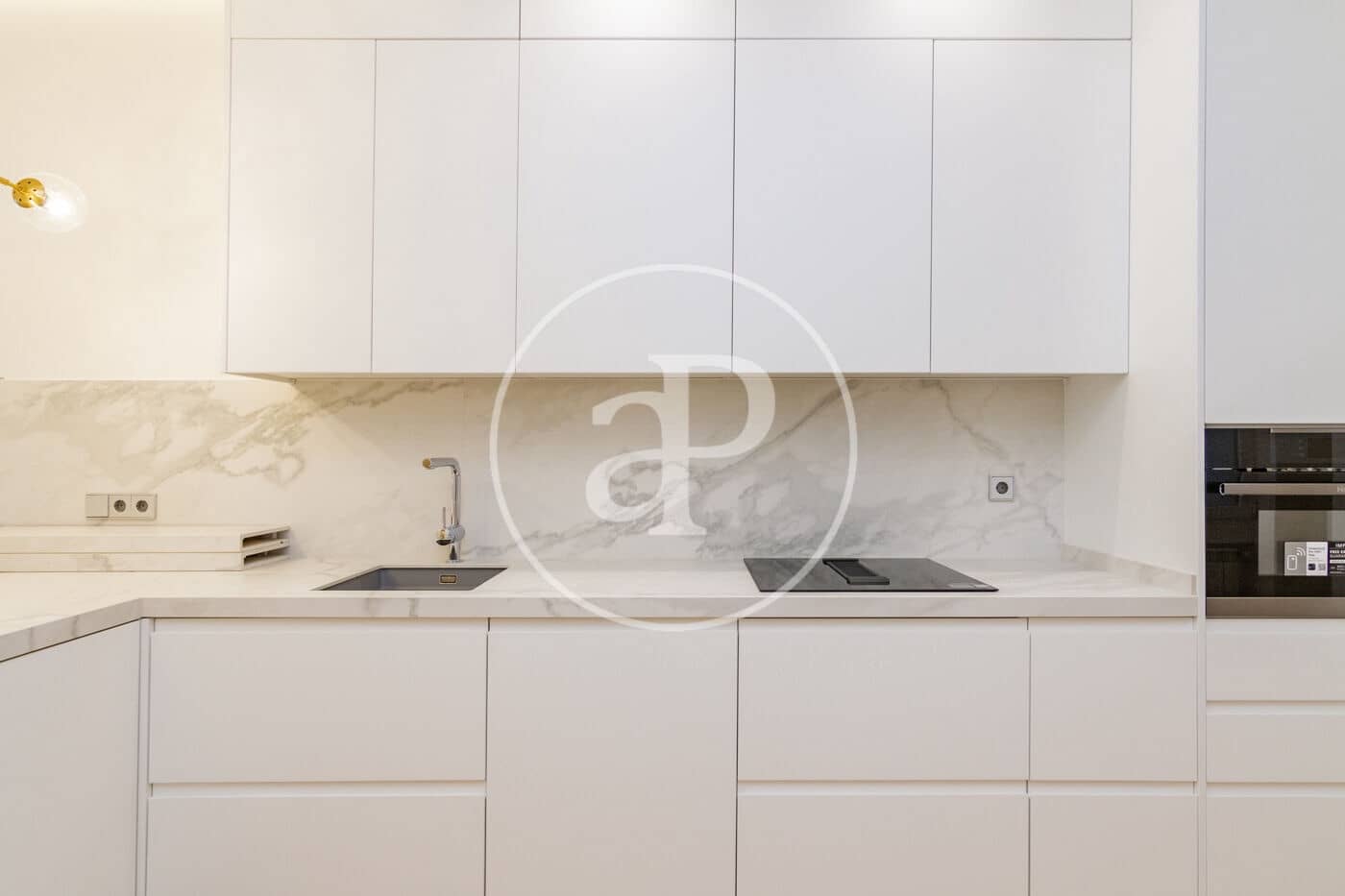 Apartamento de 3 habitaciones en Madrid ciudad en venta - 1.590.000 € (Ref: 9415945)