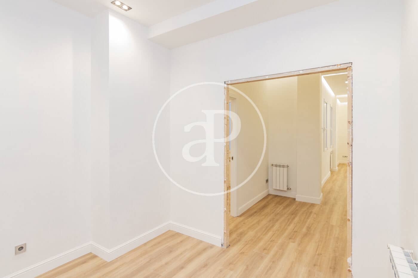 Apartamento de 3 habitaciones en Madrid ciudad en venta - 1.590.000 € (Ref: 9415945)