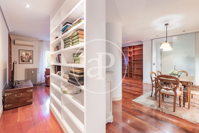 3 soveværelse Lejlighed til leje i Rios Rosas, Madrid by - € 3.800 (Ref: 9419767)