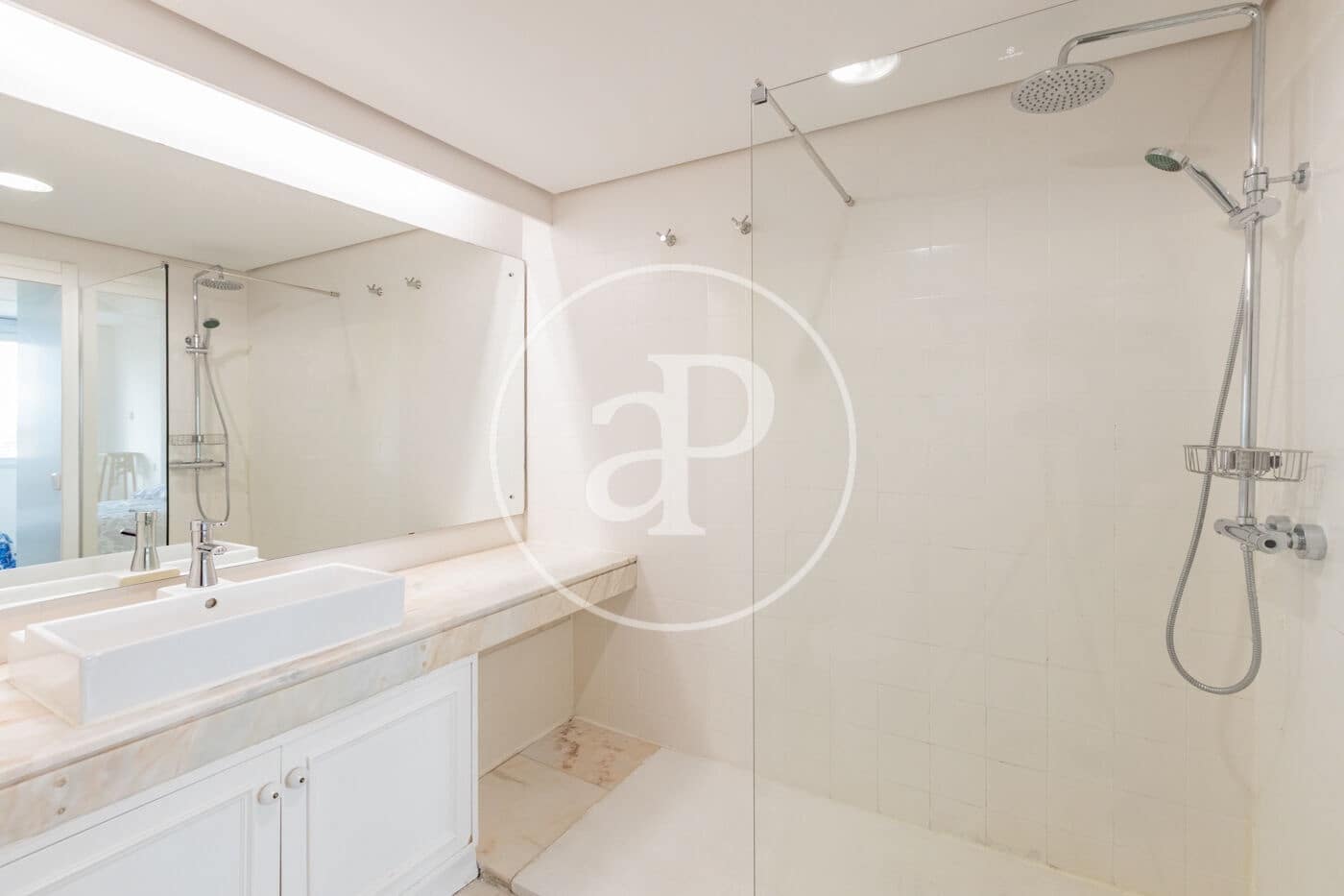 1 Zimmer Apartment zu vermieten in Madrid Stadt - 2.000 € (Ref: 9419769)