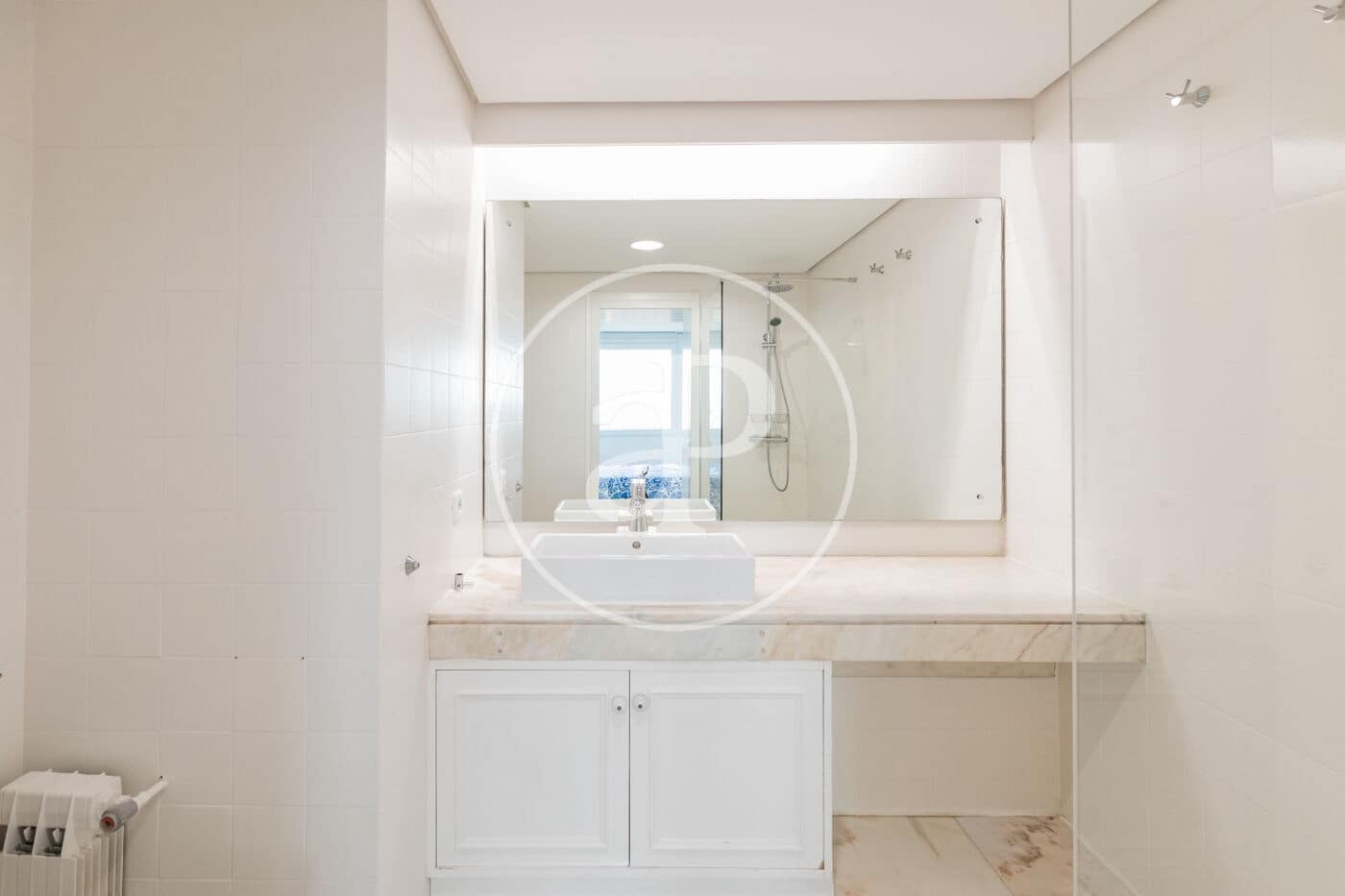 1 Zimmer Apartment zu vermieten in Madrid Stadt - 2.000 € (Ref: 9419769)