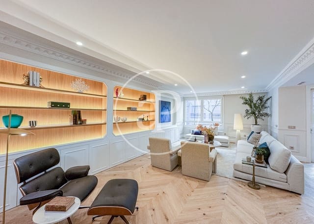 4 makuuhuone Huoneisto myytävänä paikassa Recoletos, Madrid kaupunki - 4 500 000 € (Ref: 9419772)