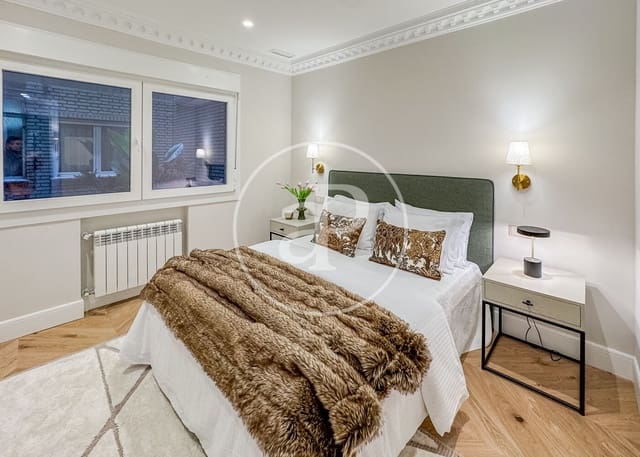 4 makuuhuone Huoneisto myytävänä paikassa Recoletos, Madrid kaupunki - 4 500 000 € (Ref: 9419772)