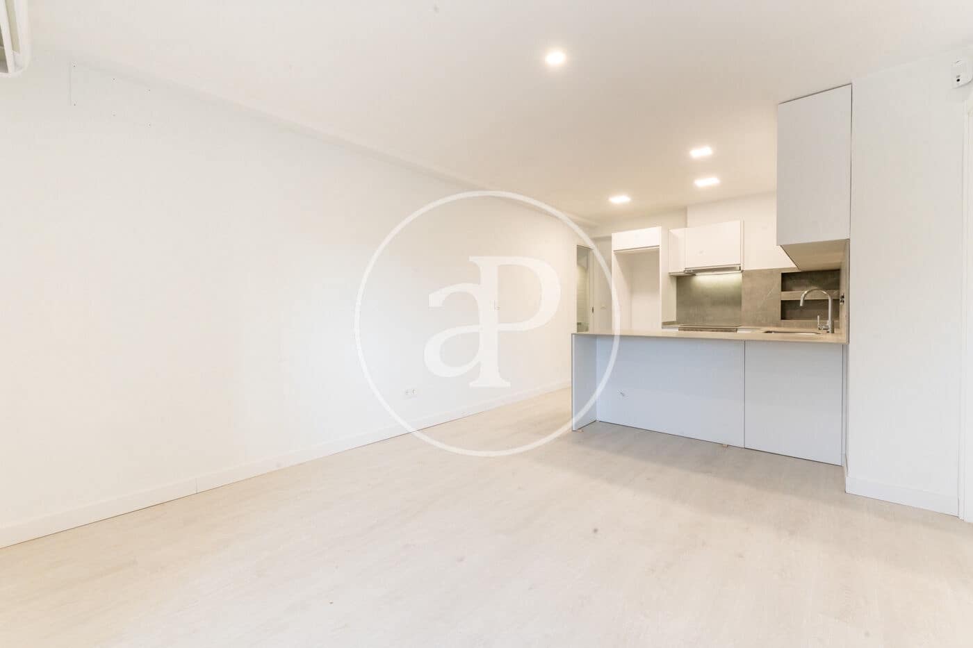 3 sypialnia Apartament na sprzedaż w Miasto Madryt z basenem - 516 000 € (Ref: 9422462)