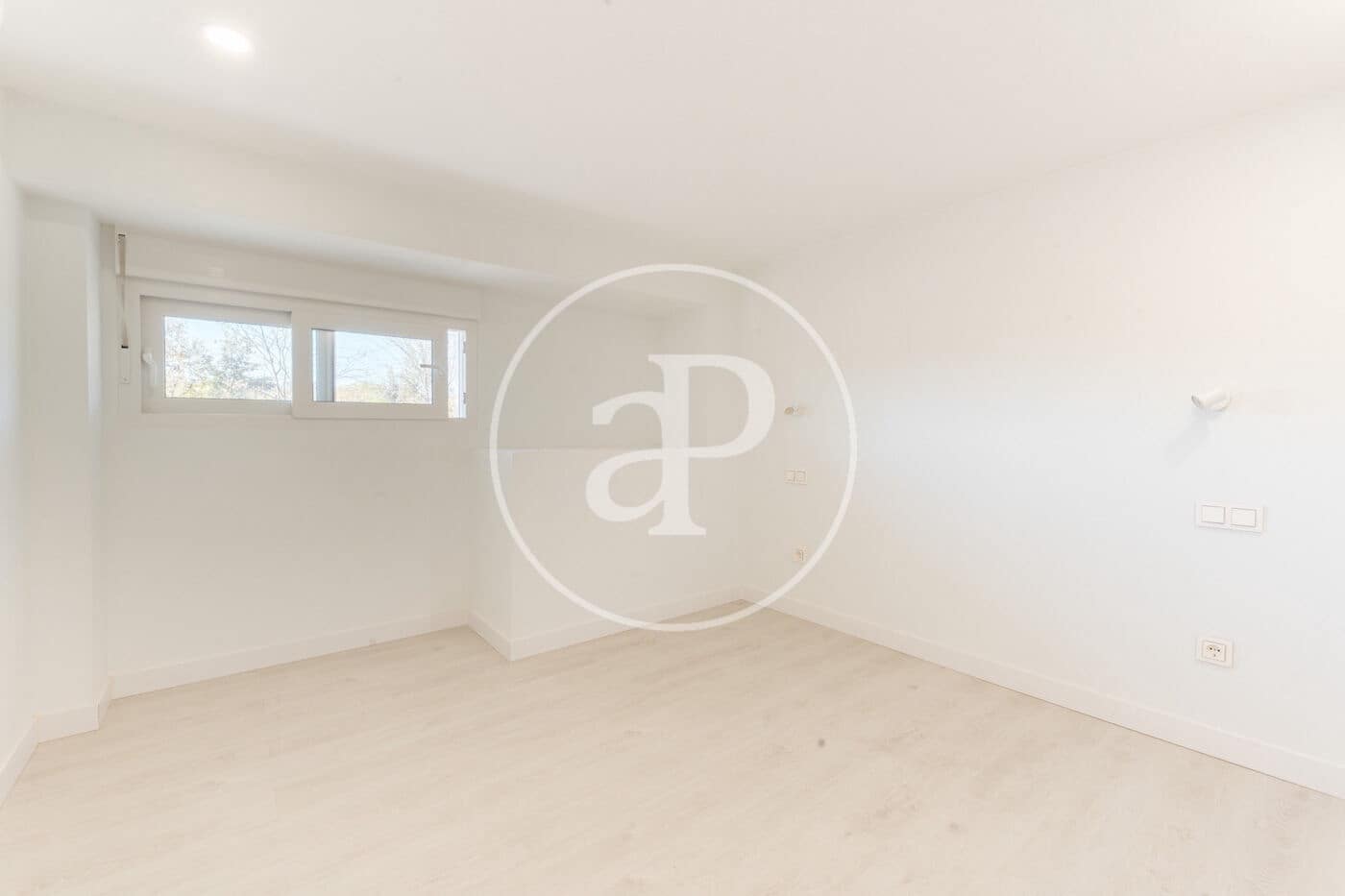 3 sypialnia Apartament na sprzedaż w Miasto Madryt z basenem - 516 000 € (Ref: 9422462)