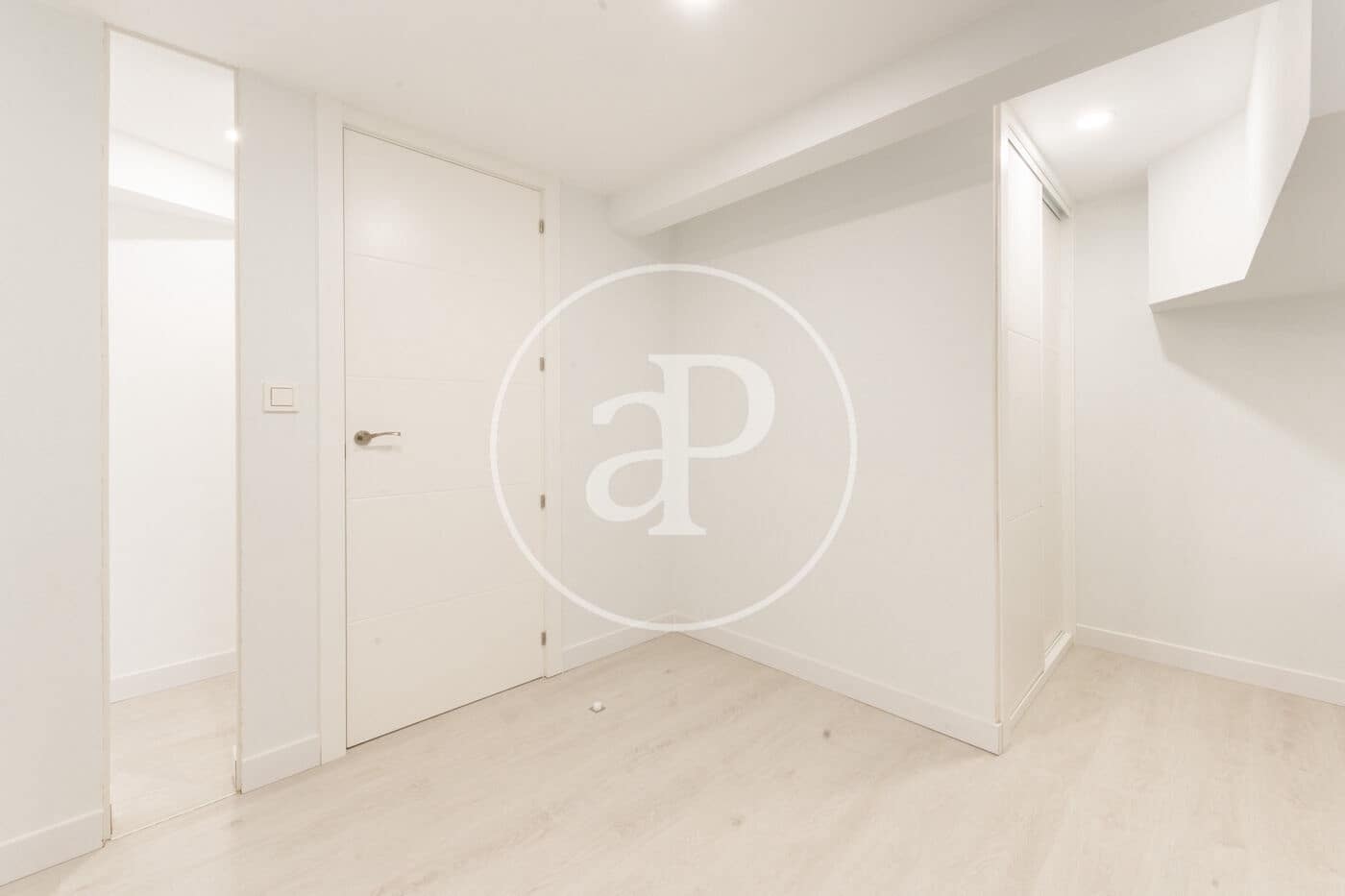 3 sypialnia Apartament na sprzedaż w Miasto Madryt z basenem - 516 000 € (Ref: 9422462)