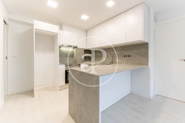 3 bedroom Apartment for sale in Imperial, Madrid city with pool - € 516,000 (Ref: 9422462)