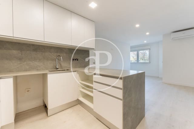 3 bedroom Apartment for sale in Imperial, Madrid city with pool - € 516,000 (Ref: 9422462)